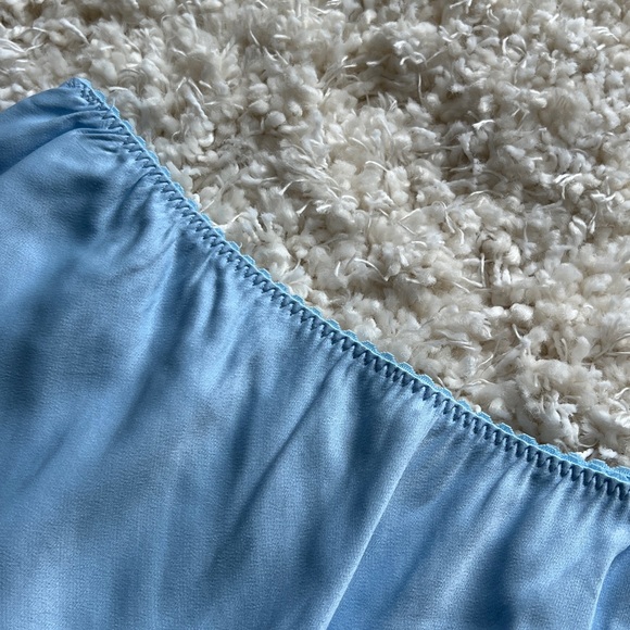 Sunday Best Temple Skirt - Picture 2 of 6